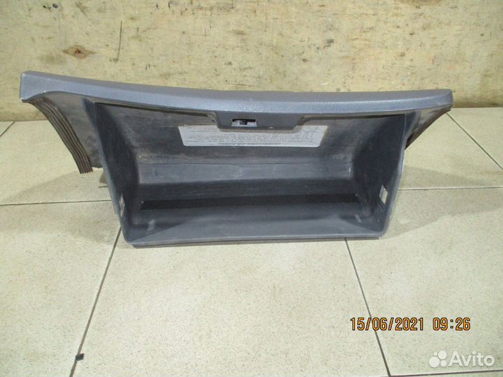 Бардачок Hyundai Elantra 3 (XD)