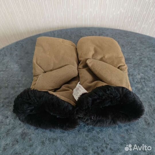 Варежки новые овчина