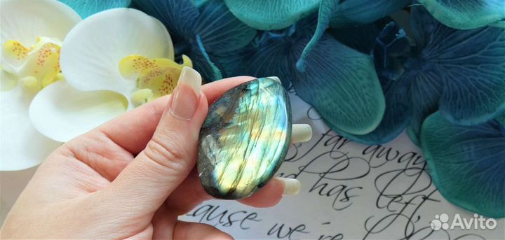 Натуральный камень Лабрадор галтовка
