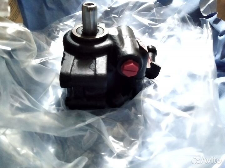 Насос гур Lincoln Navigator I (97-02)