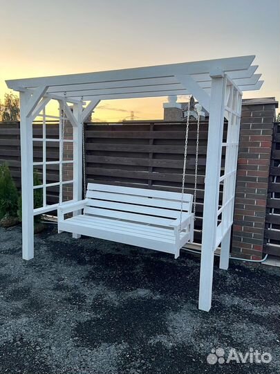 Качели деревянные