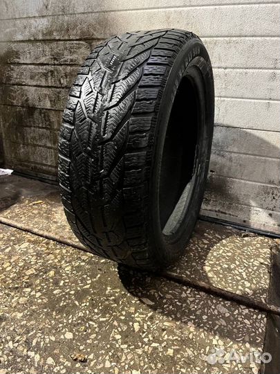 Kormoran Snow 225/50 R17 94H