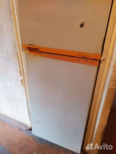 Холодильник бу