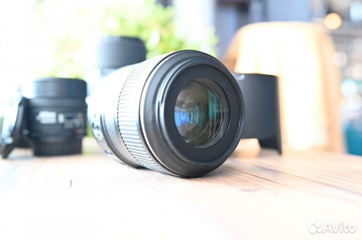 Nikon 105mm f/2.8G IF-ED AF-S VR Micro-Nikkor
