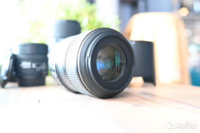 Nikon 105mm f/2.8G IF-ED AF-S VR Micro-Nikkor