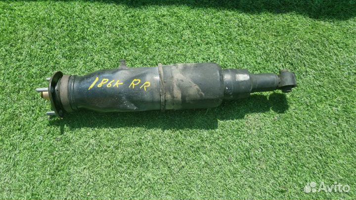 Пневмостойка задняя правая Toyota Crown Majesta