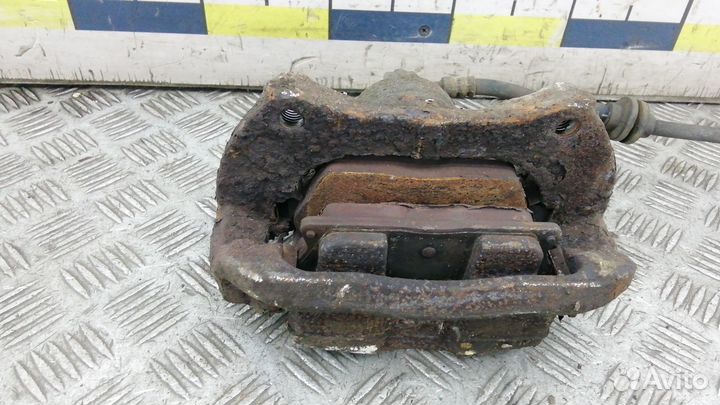 Суппорт передний правый Chevrolet Cruze 2012