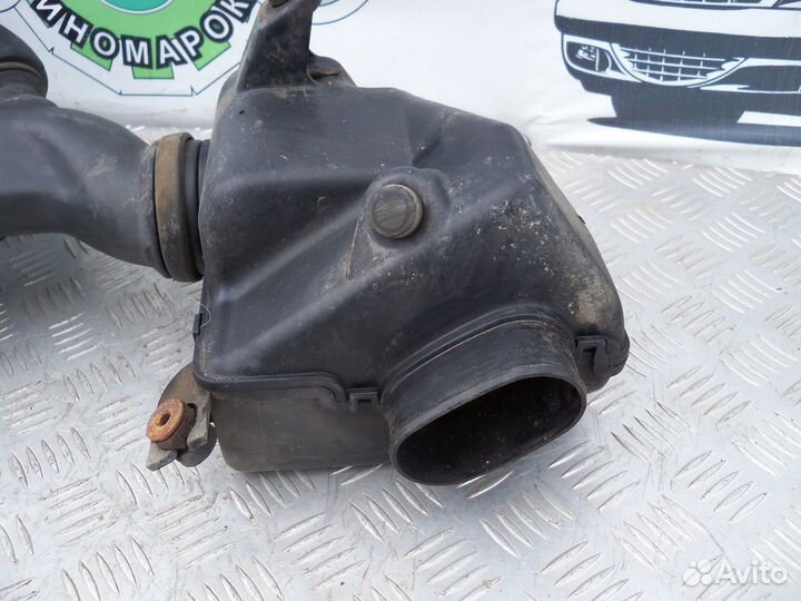 Резонатор воздушного фильтра Honda HR-V 1.6 3D 99г