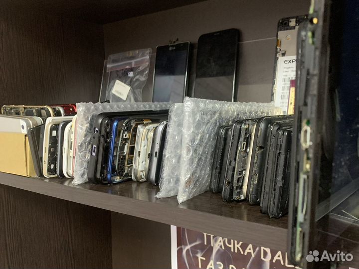 Запчасти и платы для телефонов и ноутбуков