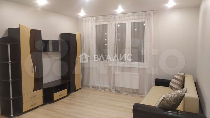 Квартира-студия, 32 м², 8/17 эт.