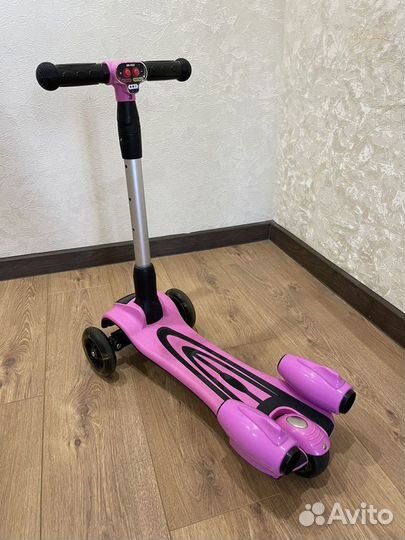 Самокат детский трехколесный Scooter kd-035