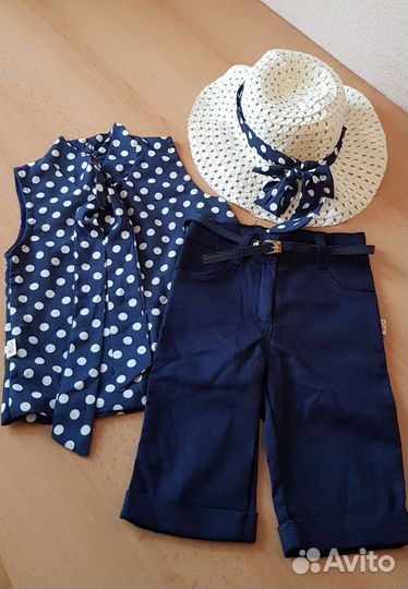 Комплект одежды для девочки (новый) 98 размер