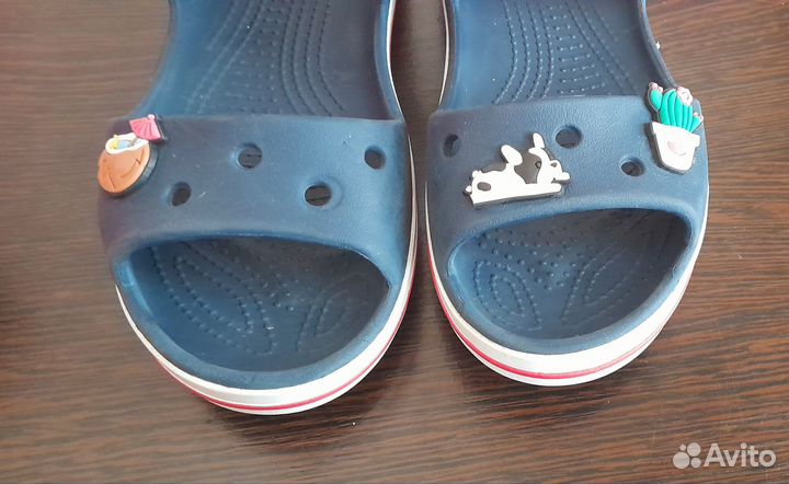 Crocs j1