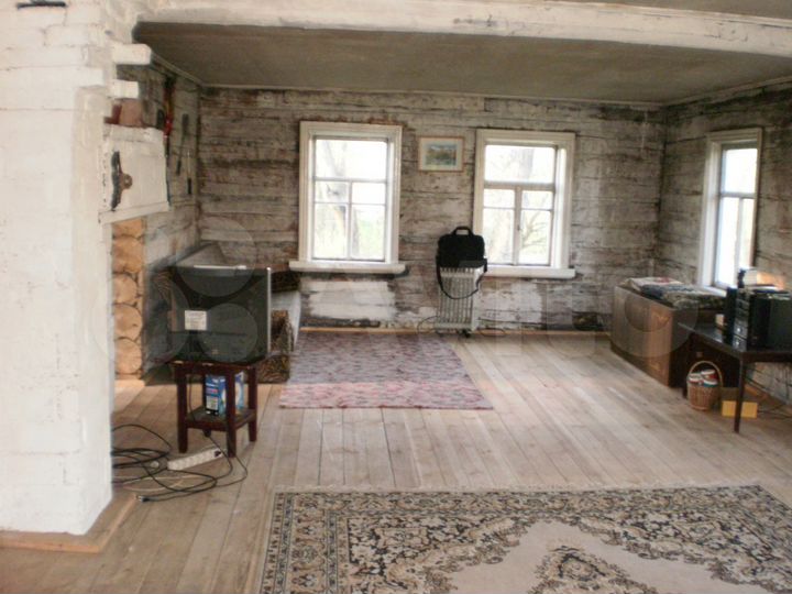 Дом 54,7 м² на участке 2 га