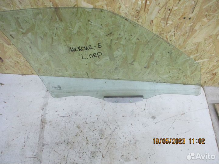 Стекло двери Дэу Нексия