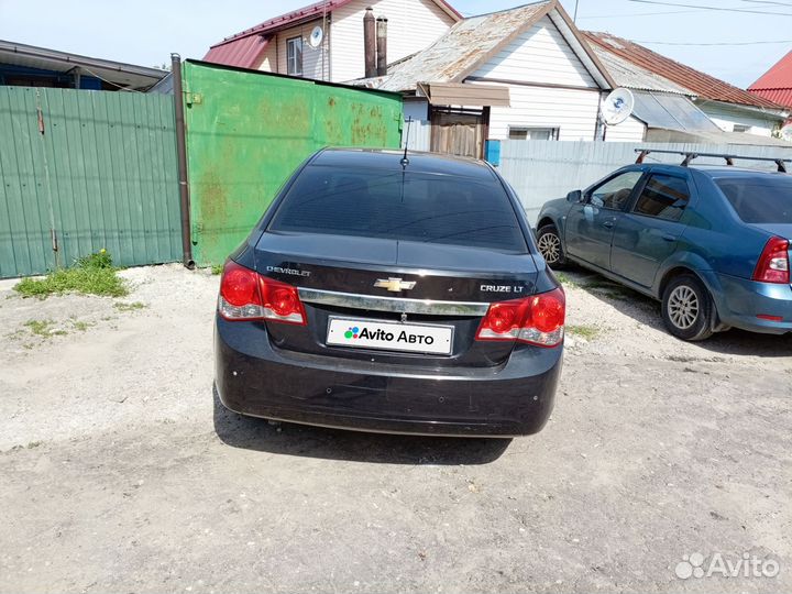 Chevrolet Cruze 1.8 AT, 2012, 208 000 км