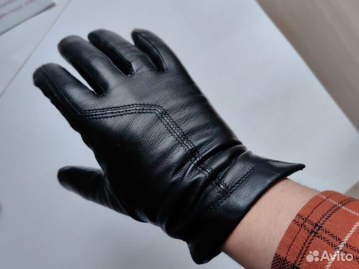 Мужские кожаные перчатки Eleganzza