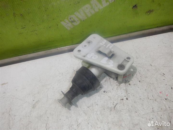 Активатор замка двери Ауди 80 90 Б3