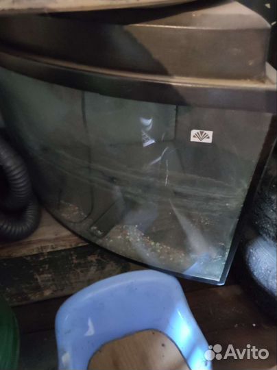 Аквариум угловой