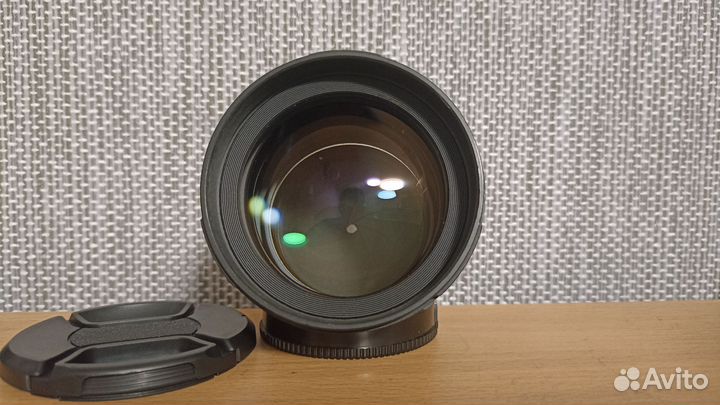 Samyang MF 85mm f/1.4 Sony A