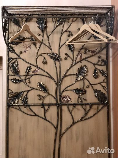 Вешалка напольная кованая в прихожую