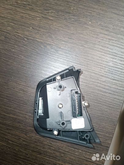 Кнопки управления громкости на hyundai creta Ix25