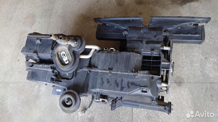 Б/У Б/У Корпус отопителя в сборе NAV nissan Navara