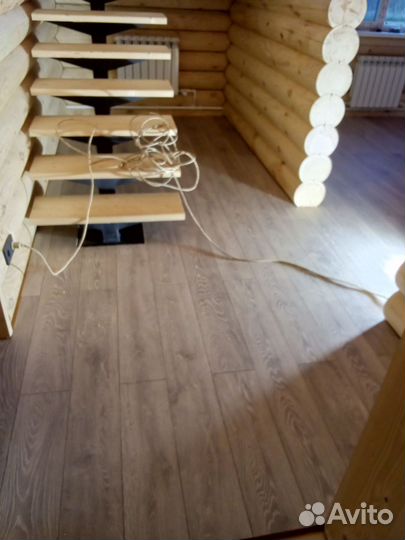 Укладка напольных покрытий