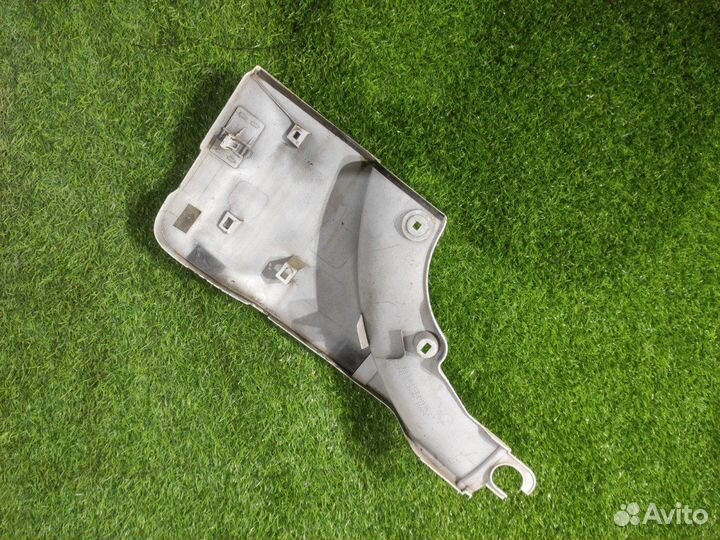 Накладка декоративная Toyota Rav 4 XA30 2.0