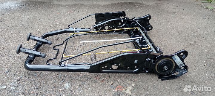 Спинка сиденья левого Chery Tiggo 4 PRO