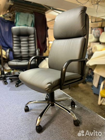 Кресло офисное компьютерное