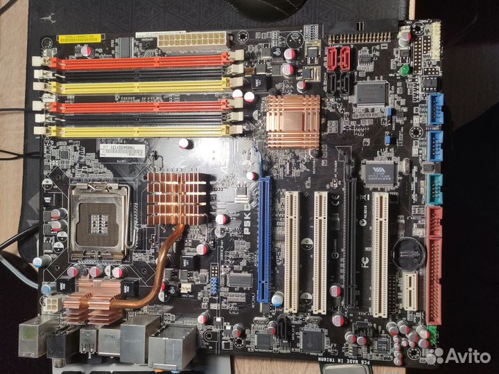 Материнская плата asus P5KC s775 ddr 3