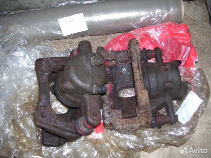 Ниссан микра К 12 суппорт