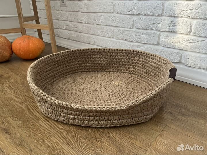 Новая лежанка из джута 53*43 см с подушкой