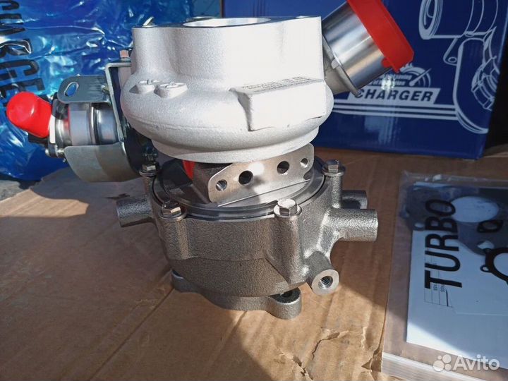 Турбина двигателя 4N15 на Mitsubishi Pajero новая