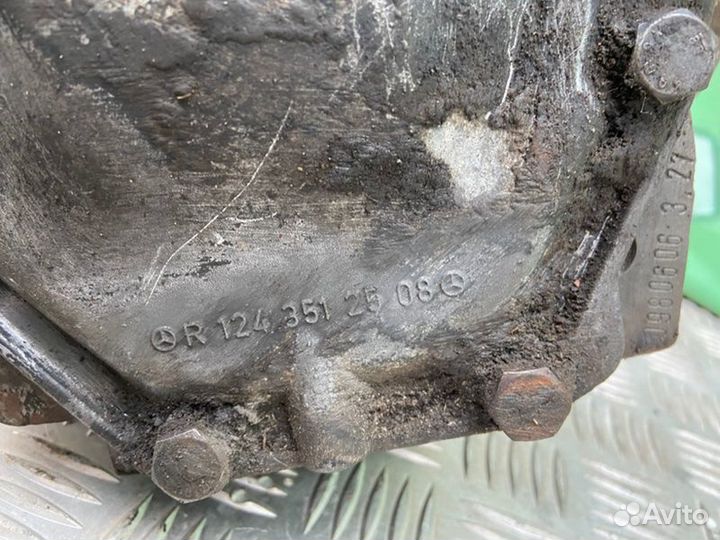 Редуктор моста Mercedes-Benz E-Class C124 M102.982