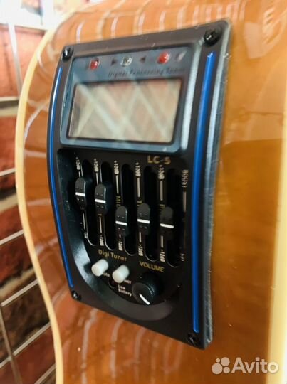 Электроакустическая гитара + чехол