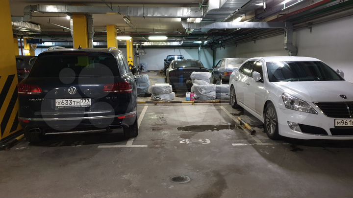 Машиноместо, 22 м²