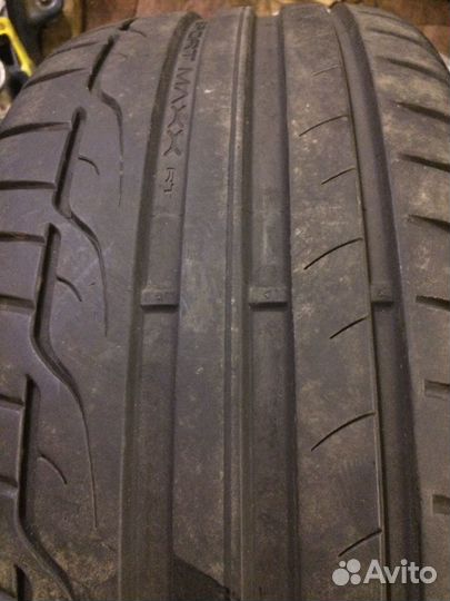 Два колеса 245/45 R 18 Dunlop Sport Max RT