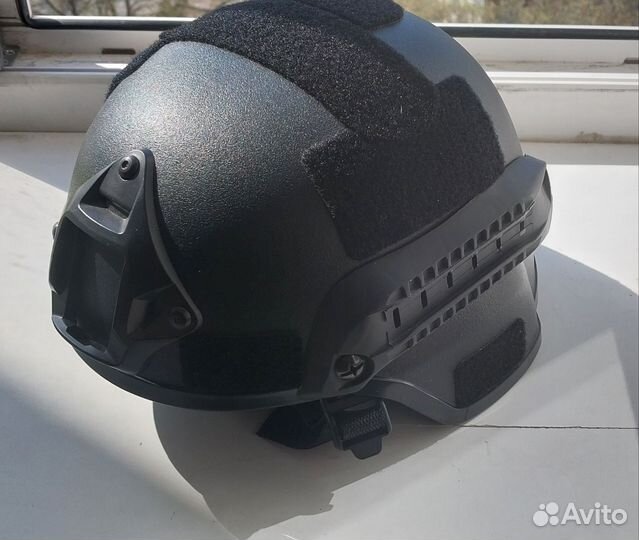 Страйкбольный шлем чёрный
