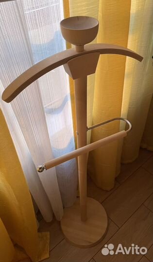 Вешалка напольная костюмная