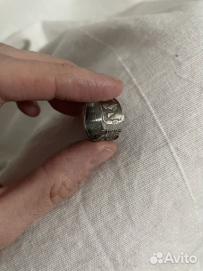 Кольцо женское