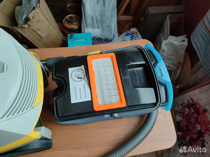 Пылесос с аквафильтром Karcher DS 5500