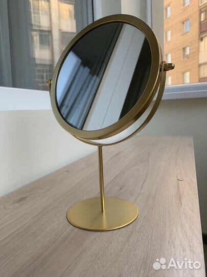 Зеркало настольное (косметическое; для макияжа)