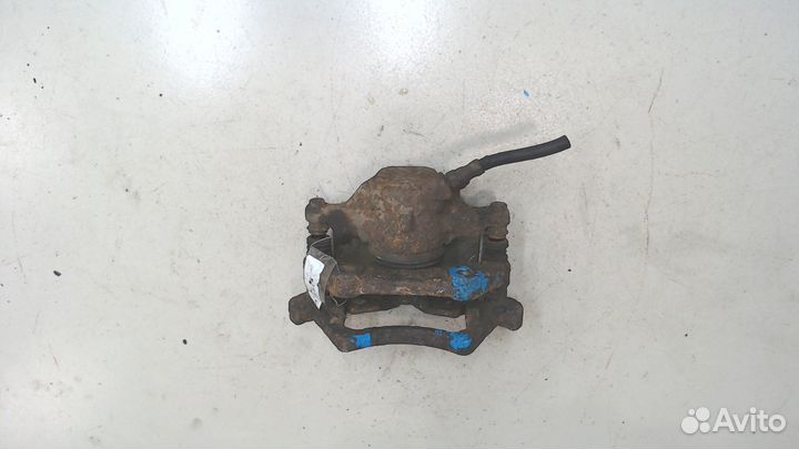 Суппорт Audi 80 (B4), 1992