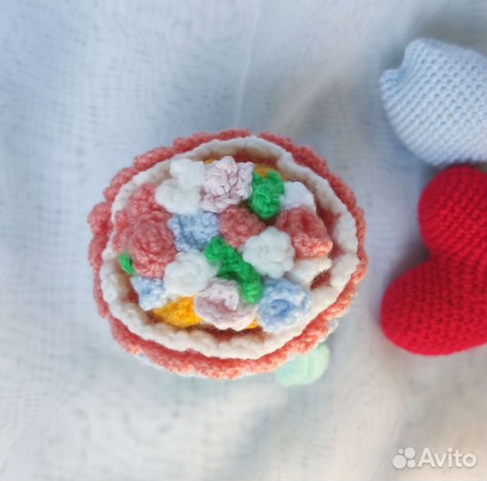 Кукла - букет вязаная игрушка