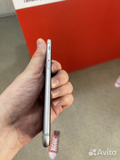 iPhone 6S, 64 ГБ