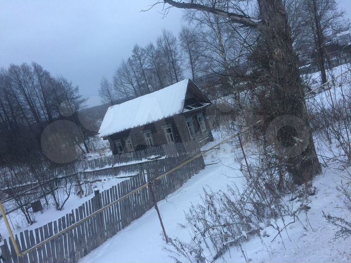 Дом 38 м² на участке 2 сот.