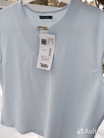 Две новые блузки