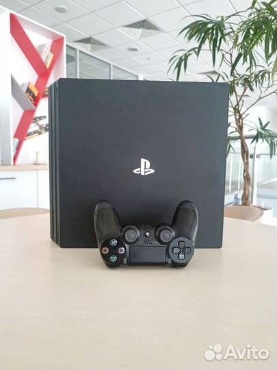 PS4 PRO 4K 1TB + 30 игр